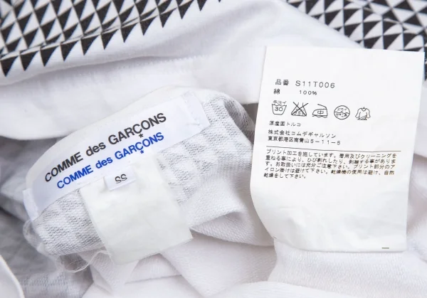 コムコム コムデギャルソンCOMME des GARCON ジオメトリックプリントフレンチスリーブボックスシルエットTシャツ 白黒SS K-101360_016