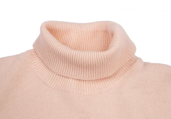 マドモアゼルノンノンMademoiselle NON NON ワンポイント刺繍タートルネックニットセーター 薄ピンクM位 K-101434_004
