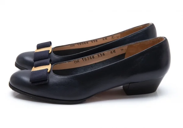 サルヴァトーレフェラガモ Salvatore Ferragamo ヴァラリボンレザーパンプス ネイビー4 1/2(22位) K-101442_003