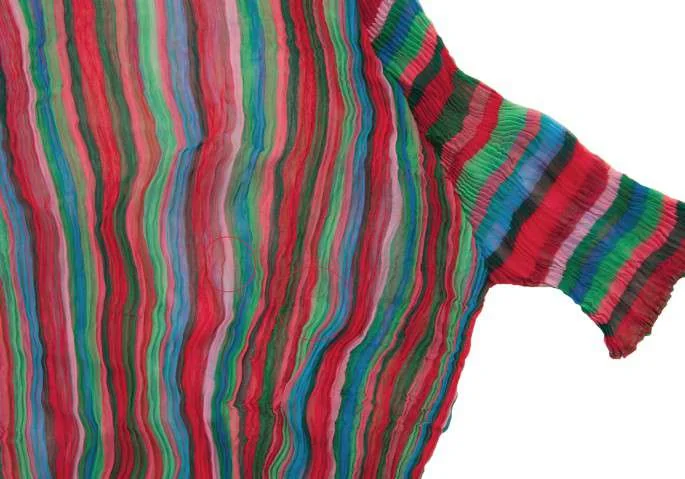 me ISSEY MIYAKE 美品/イッセイミヤケ プリーツカットソー 9号 M