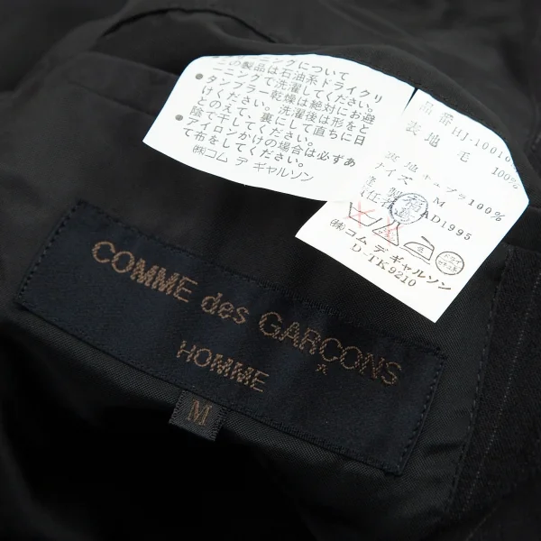 コムデギャルソン オムCOMME des GARCONS HOMME ウールストライプボタンレステーラードジャケット 黒M K-101557_011