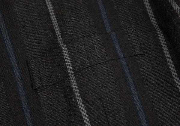 コムデギャルソン オムドゥCOMME des GARCONS HOMME DEUX ウールリネンポケットベルトデザインストライプ2Bテーラードジャケット チャコールM K-101654_005