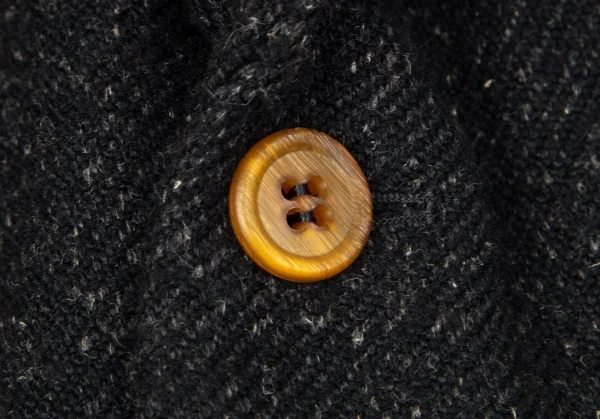 コムデギャルソン オムドゥCOMME des GARCONS HOMME DEUX 製品染め加工ポリ裾折り返しデザイン3Bジャケット チャコールM K-101656_009