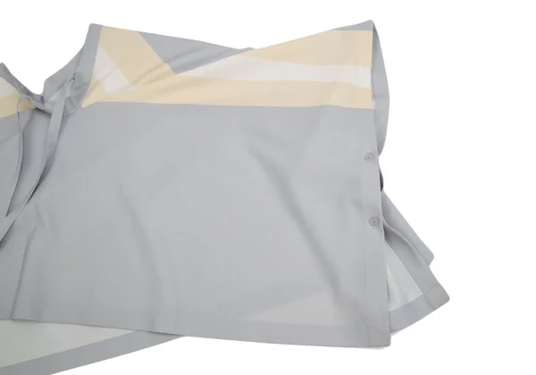 イッセイミヤケISSEY MIYAKE 132 5. フロント結びデザインアシンメトリーポンチョ ブルーグレーベージュ2 K-101948_006