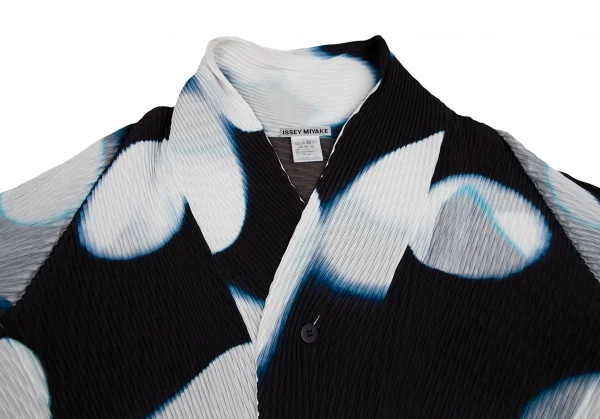 イッセイミヤケISSEY MIYAKE ぼかしプリントプリーツショートジャケット 白黒2 K-102231_010
