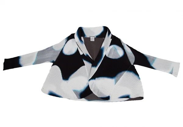 イッセイミヤケISSEY MIYAKE ぼかしプリントプリーツショートジャケット 白黒2 K-102231_002