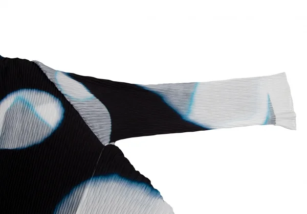 イッセイミヤケISSEY MIYAKE ぼかしプリントプリーツショートジャケット 白黒2 K-102231_005