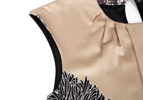 クラス ロベルトカヴァリCLASS roberto cavalli フラワープリントノースリーブワンピース ベージュ黒42 K-102485_006