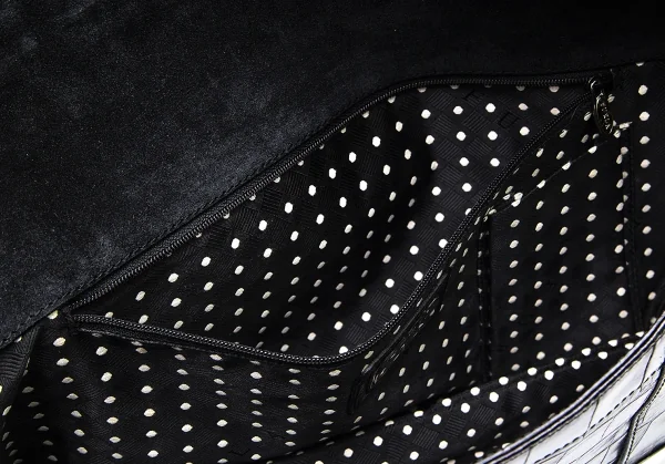 フルラFURLA クロコ型押しダブルフラップクラッチバッグ 黒 K-102504_009