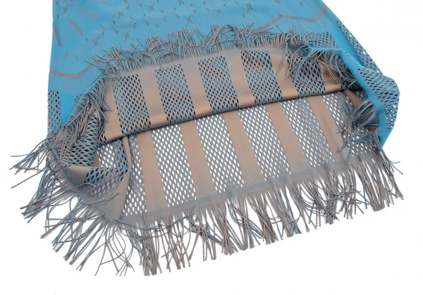 イッセイミヤケ ミーISSEY MIYAKE me 裾フリンジレースノースリーブ