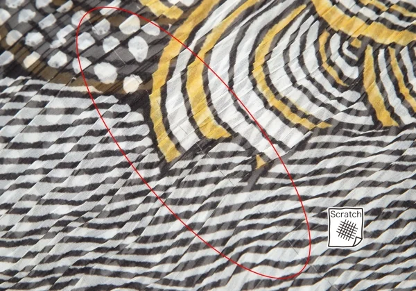 プリーツプリーズPLEATS PLEASE ネイティブプリントプリーツスクエアポンチョ 白黒黄F K-102618_009