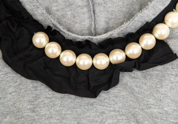 トリココムデギャルソンtricot COMME des GARCONS パールネック装飾UネックTシャツ グレーM位 K-102701_004