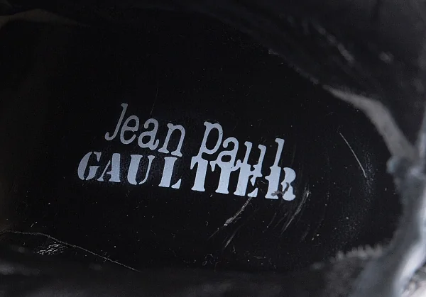 ジャンポールゴルチエJean Paul GAULTIER レザーマミーデザインポインテッドトゥロングブーツ 黒L(24位) K-102800_014