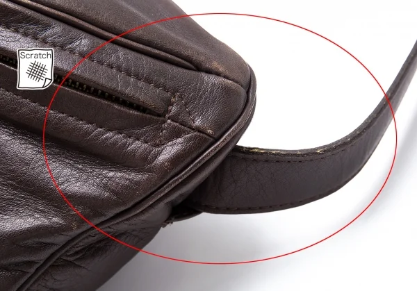 ISSEY MIYAKE ACCESSORY Leather Triangle Body Bag K-102849_005