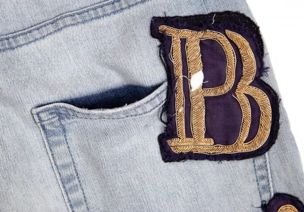 ピエールバルマンPIERRE BALMAIN モールワッペンパッチワークスキニーデニムパンツ 淡インディゴ29 K-102915_006