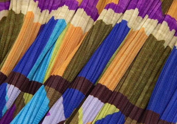 プリーツプリーズPLEATS PLEASE フリンジネック総柄プリントカットソー マルチ4 K-102932_013