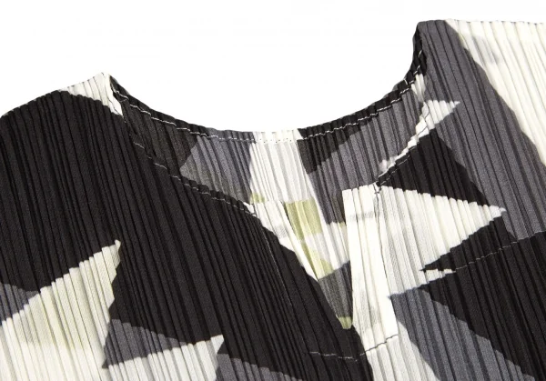 プリーツプリーズPLEATS PLEASE プリントフレンチスリーブトップス 白黒グレーM位 K-102956_004