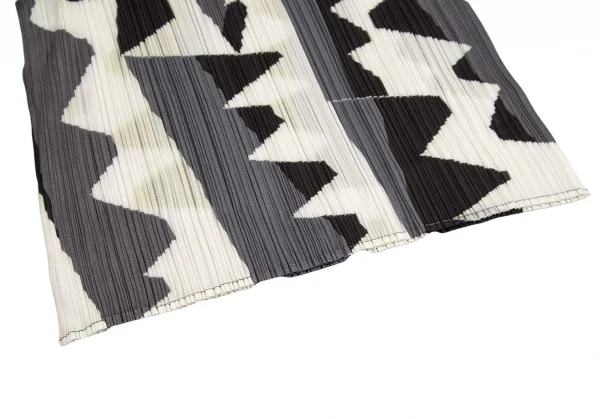 プリーツプリーズPLEATS PLEASE プリントフレンチスリーブトップス 白黒グレーM位 K-102956_006