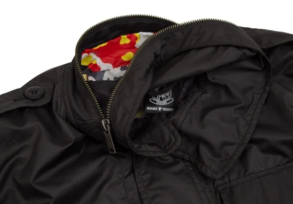 ミハラヤスヒロ×ジャイアントキリングIHARA YASUHIRO×GIANT KILLING ポリ裏メッシュ迷彩切替-65ミリタリージャケット 黒赤黄M K-103222_006