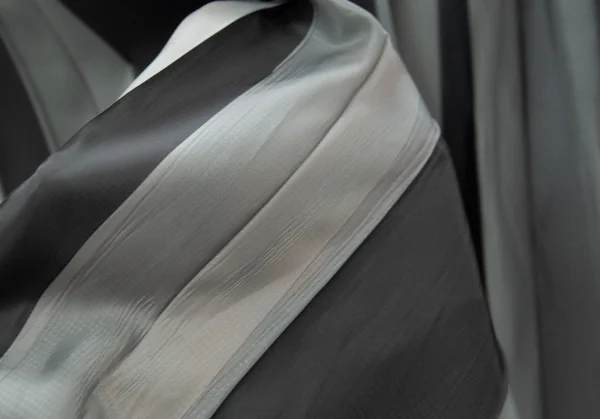 プリーツプリーズPLEATS PLEASE ルーズシルエットハーフジップフードポンチョ グレー濃淡F K-103385_014