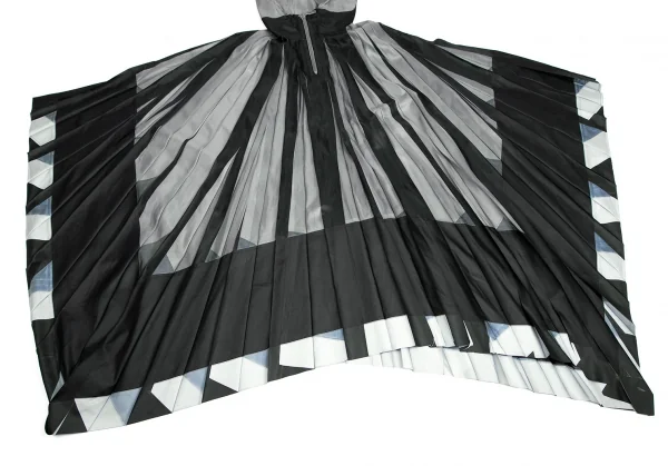 プリーツプリーズPLEATS PLEASE ルーズシルエットハーフジップフードポンチョ グレー濃淡F K-103385_007