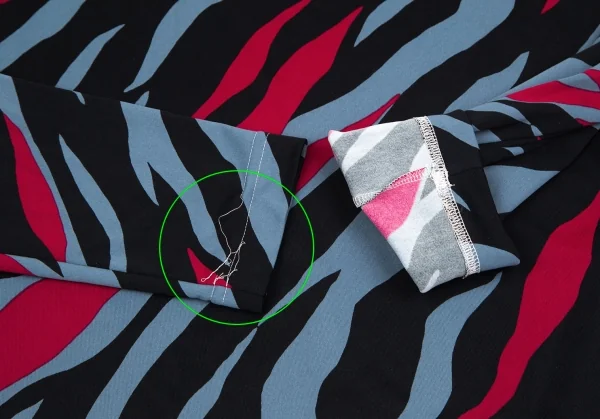 タケシコウサカバイ ワイズ ピンクレーベルTAKESHI KOSAKA by Y's Pink Label ポリストレッチゼブラハイネックトップス 水色黒2 K-103600_006