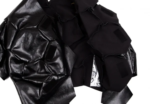 コムデギャルソンCOMME des GARCONS パイソン型押しサッカーボールデザイン切替フェイクレザージャケット 黒S K-103615_007