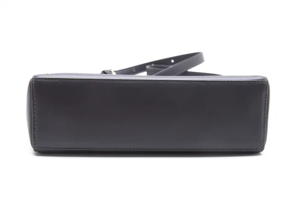 アニエスベーagnes b.VOYAGE スタースタッズレザーショルダーバッグ チャコール K-103664_007