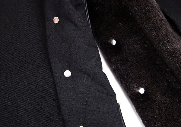 コムデギャルソン オムプリュスCOMME des GARCONS HOMME PLUS 平和の鎧フェイクレザーリベット切替ジャケット 黒M K-103907_016