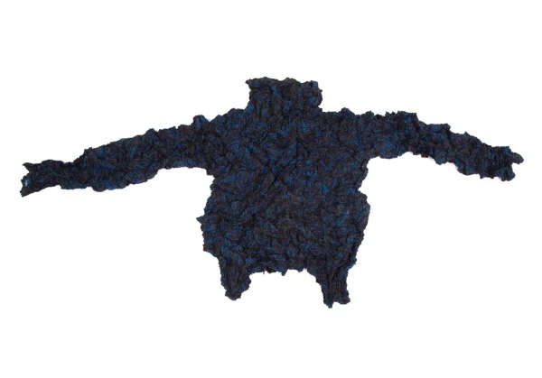 イッセイミヤケペルマネンテISSEY MIYAKE PERMANENTEシワ加工総柄シースルーカハイネックカットソー 黒青2 K-103942_002