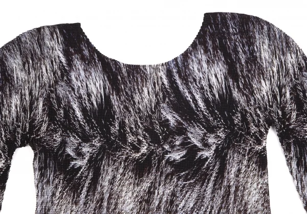 イッセイミヤケ ミーISSEY MIYAKE me ファー柄プリントボックスプリーツ5分袖カットソー 黒グレーFree K-103955_003