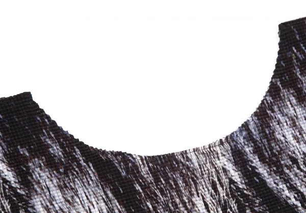 イッセイミヤケ ミーISSEY MIYAKE me ファー柄プリントボックスプリーツ5分袖カットソー 黒グレーFree K-103955_004