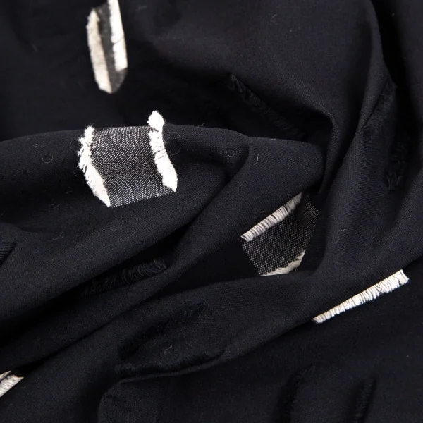 イッセイミヤケハートISSEY MIYAKE HaaT シルク混ボックスフリンジシャツ 黒2 K-103965_013