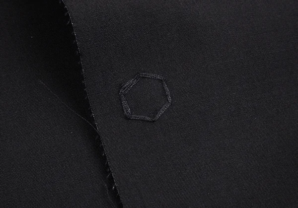 エンポリオアルマーニEMPORIO ARMANI ウール裁ち切りスナップボタンジャケット 黒50 K-104041_008