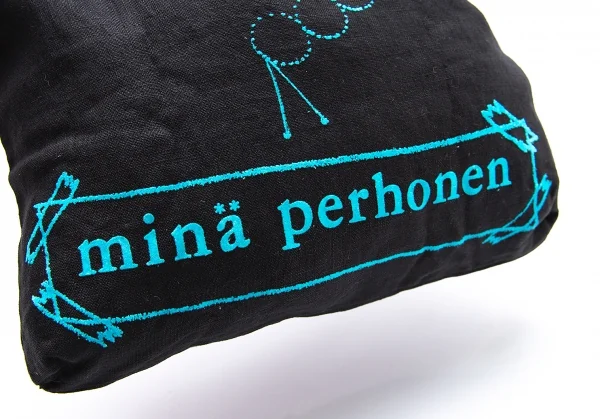 ミナペルホネンmina perhonen リネンビジュー装飾ドットロゴフロッキープリントトートバッグ 黒 K-104169_005