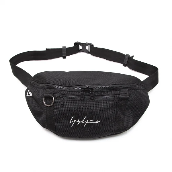 ヨウジヤマモト プールオム×ニューエラYohji Yamamoto POUR HOMME×NEWERA 裏地ブルドッグチェーンロゴ刺繍ナイロンウエストバッグ 黒 K-104247_001