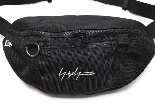 ヨウジヤマモト プールオム×ニューエラYohji Yamamoto POUR HOMME×NEWERA 裏地ブルドッグチェーンロゴ刺繍ナイロンウエストバッグ 黒 K-104247_002