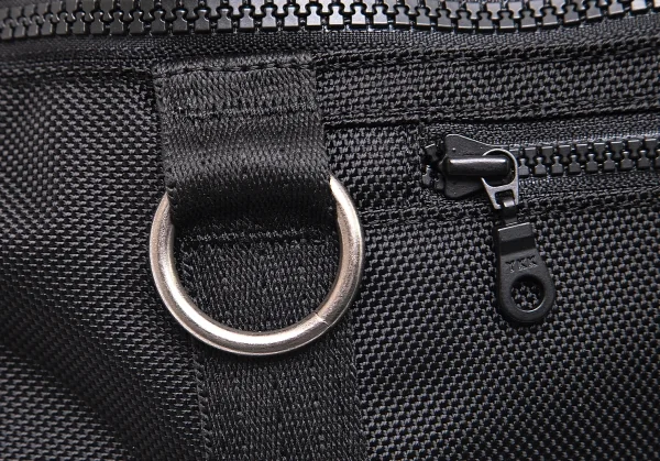 ヨウジヤマモト プールオム×ニューエラYohji Yamamoto POUR HOMME×NEWERA 裏地ブルドッグチェーンロゴ刺繍ナイロンウエストバッグ 黒 K-104247_004