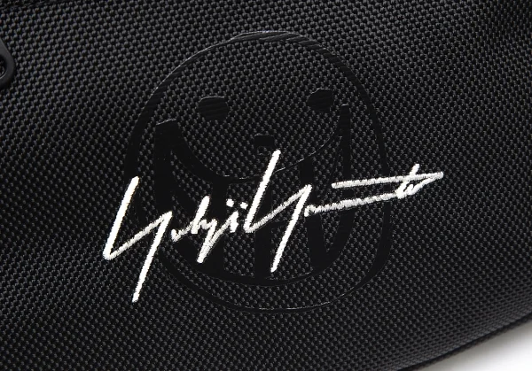 ヨウジヤマモト プールオム×ニューエラYohji Yamamoto POUR HOMME×NEWERA 裏地ブルドッグチェーンロゴ刺繍ナイロンウエストバッグ 黒 K-104247_005