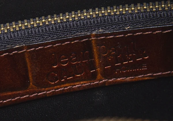 Jean-Paul GAULTIER Embossed Clutch Bag K-104545_020