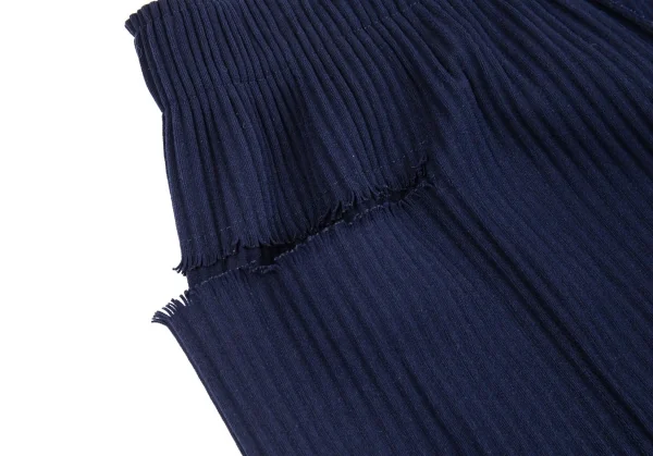 イッセイミヤケミーISSEY MIYAKE me A-POC INSIDE ファインニットプリーツカットオフハーフパンツ 紺M位 K-104638_003