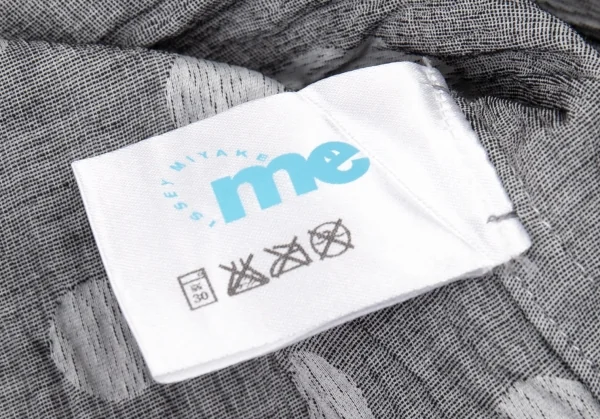 イッセイミヤケ ミーISSEY MIYAKE me ドットノースリーブチュニックワンピース グレーF K-104711_012