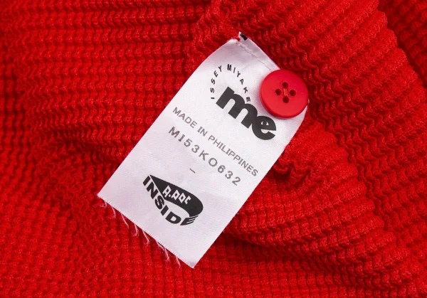 イッセイミヤケ ミーISSEY MIYAKE me ボックスプリーツハイネックカッティングシャツ 赤F K-104715_016