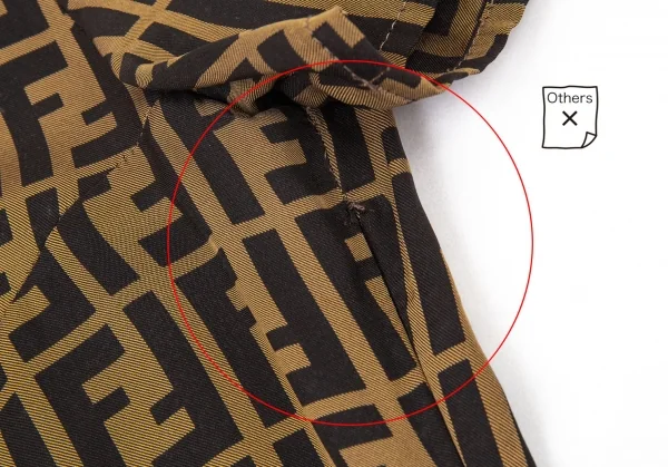 フェンディFENDI シルク混ズッカ柄サイドジップ半袖ブラウス ベージュ黒M位 K-104747_011