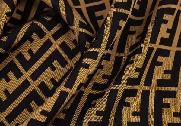 フェンディFENDI シルク混ズッカ柄サイドジップ半袖ブラウス ベージュ黒M位 K-104747_016