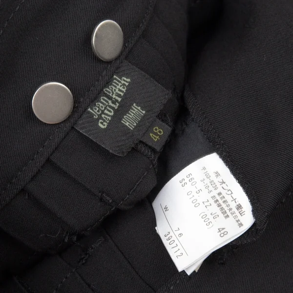 ジャンポールゴルチエ オムJean Paul GAULTIER HOMME ウールギャバキーリング装飾バックプリーツハーフラップスカート 黒48 K-104789_014