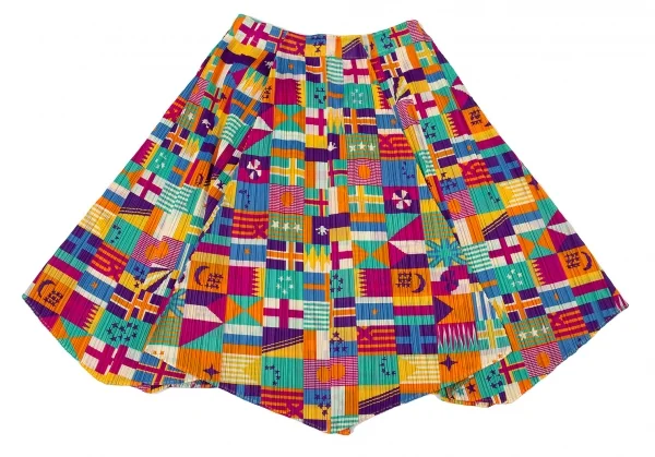 プリーツプリーズPLEATS PLEASE プリーツフラッグプリントフレアスカート マルチ5 K-105075_002