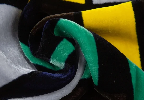 バッカBACCA ボックスプリントベロアノースリーブトップス 黒黄緑38 K-105179_009