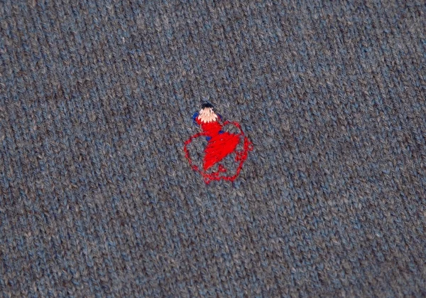 パパスPapas アンゴラ混ロゴワンポイント刺繍ラウンドネックニットカーディガンベスト グレー青48M K-105272_006