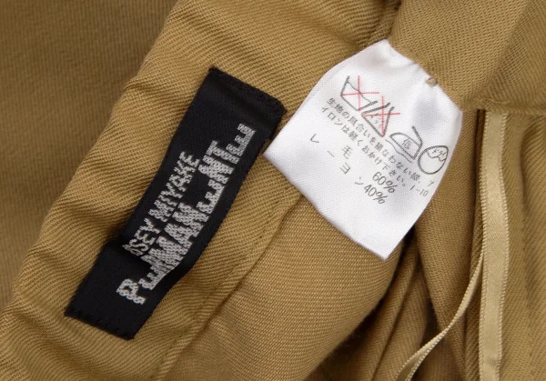 イッセイミヤケペルマネンテISSEY MIYAKE PERMANENTE ウール混タックデザインスカート ベージュL K-105584_012